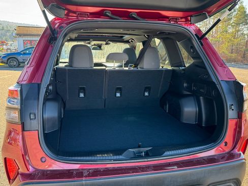 Certified 2025 Subaru Forester Premium image 13