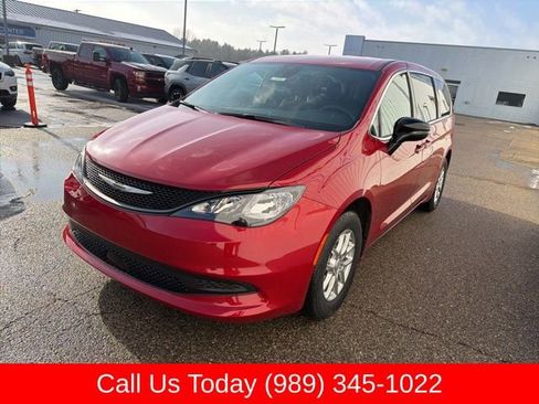 New 2026 Chrysler Voyager LX image 6
