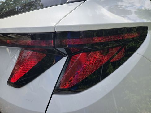 Used 2025 Hyundai Tucson SE image 8