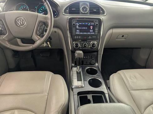 Used 2017 Buick Enclave Leather FWD image 23