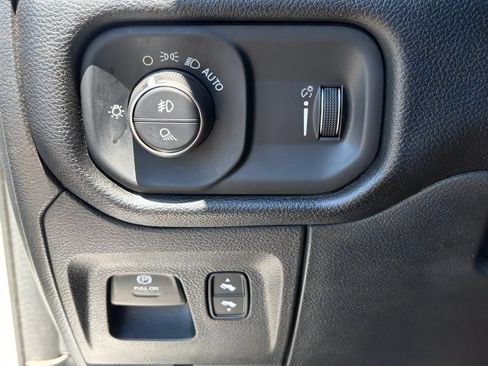 Certified 2022 RAM 1500 Big Horn RWD image 25