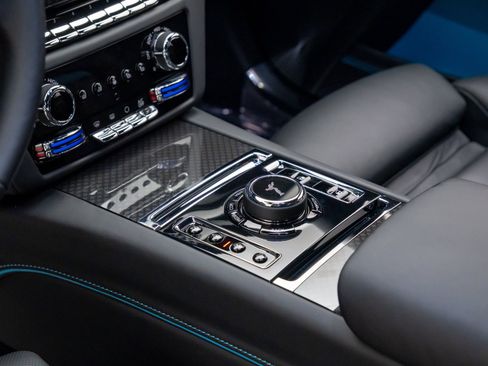 Used 2022 Rolls-Royce Ghost Black Badge image 11