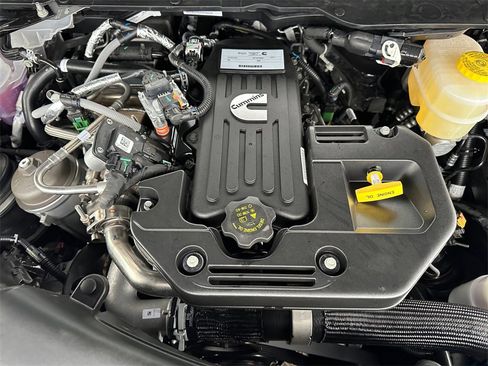 New 2026 RAM 3500 Tradesman image 9