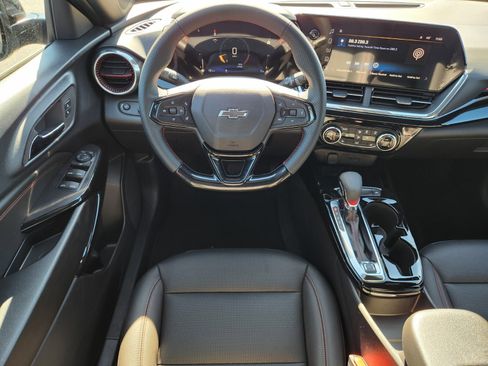 New 2026 Chevrolet Trax RS w/ Driver Confidence Package image 9