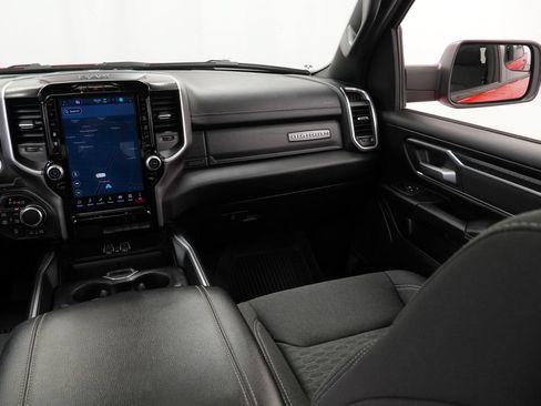 Used 2025 RAM 1500 Big Horn AWD/4WD image 29