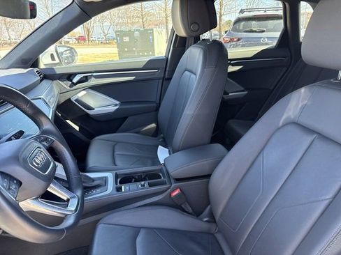 Used 2022 Audi Q3 2.0T Premium image 15