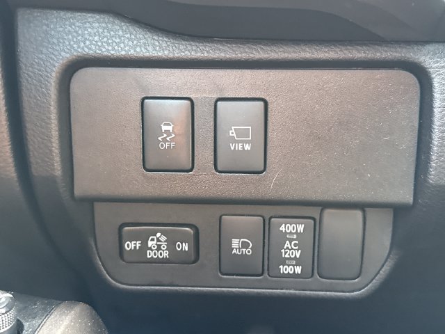 Used 2023 Toyota Tacoma Limited AWD/4WD image 41
