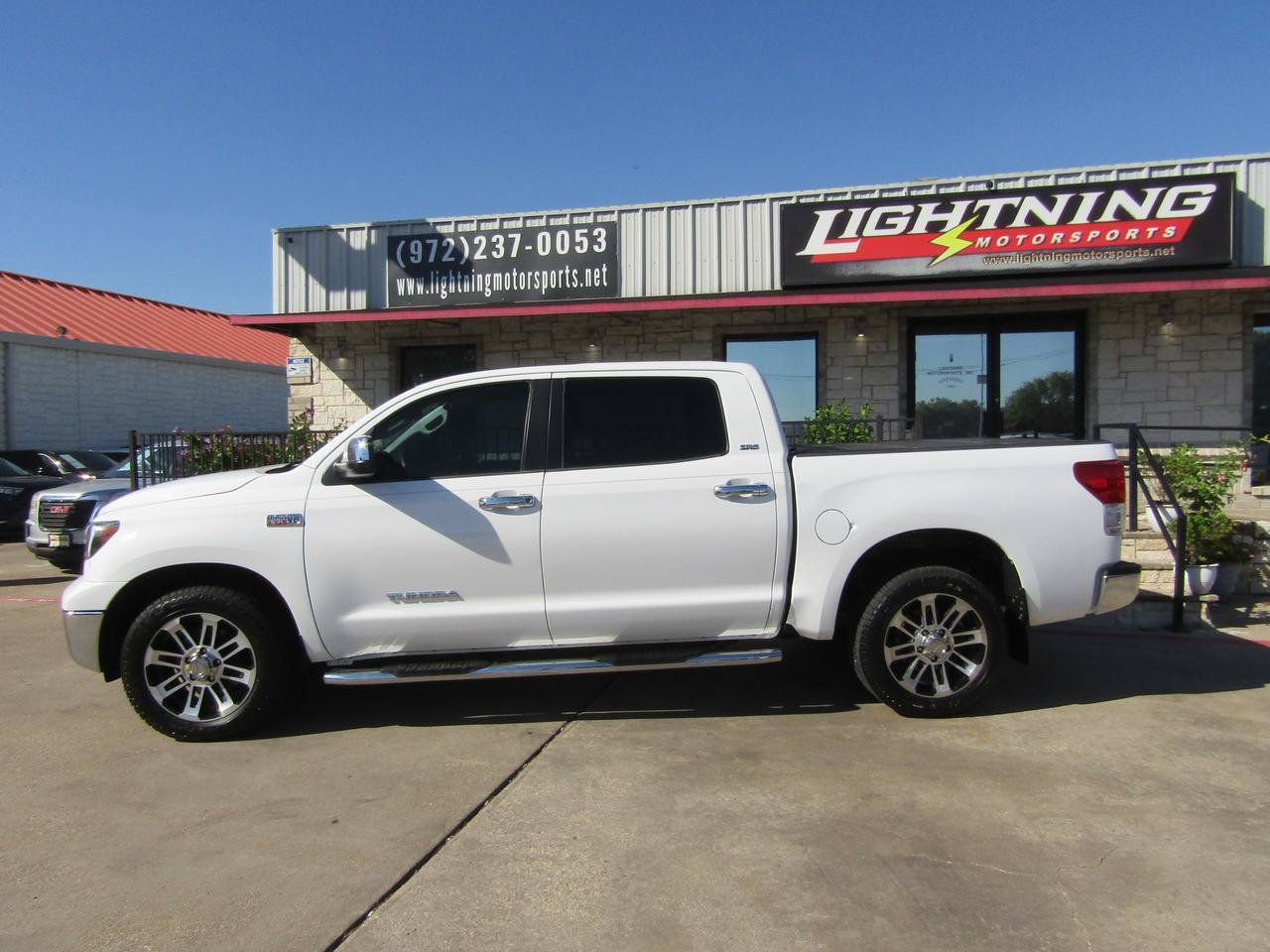 Used 2012 Toyota Tundra 2WD CrewMax w/ SR5 Pkg image 2