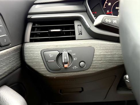 Used 2018 Audi A5 2.0T Premium Plus w/ Premium Plus image 19