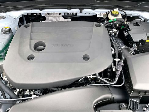 New 2026 Volvo XC40 B5 Plus w/ Protection Package Premier image 13