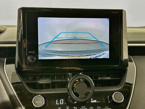 Used 2023 Toyota Corolla LE FWD image 13