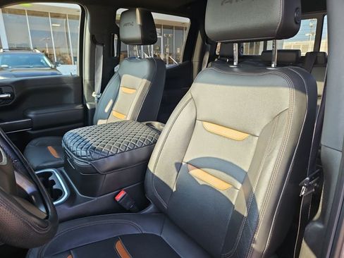 Used 2022 GMC Sierra 1500 AT4 w/ AT4 Premium Package AWD/4WD image 17