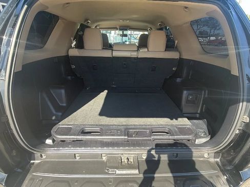 Used 2015 Toyota 4Runner SR5 RWD image 34