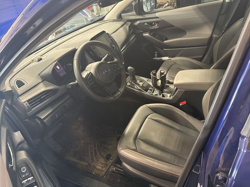Certified 2024 Subaru Crosstrek 2.5i Limited w/ Crosstrek Mirror Package AWD/4WD image 13