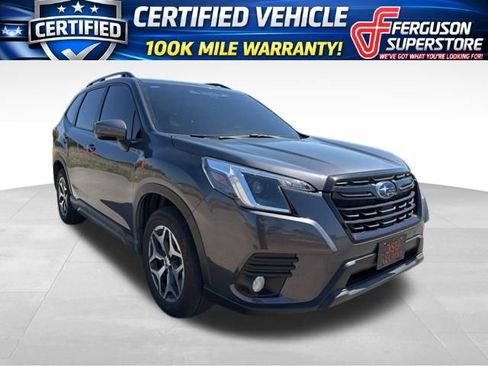 Used 2023 Subaru Forester Premium image 1
