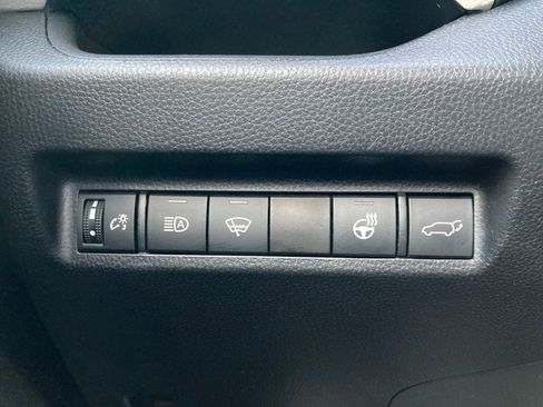 Certified 2022 Toyota RAV4 XLE w/ Convenience Package AWD/4WD image 15