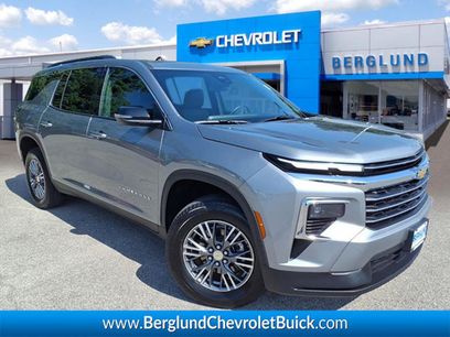 Used 2026 Chevrolet Traverse LT