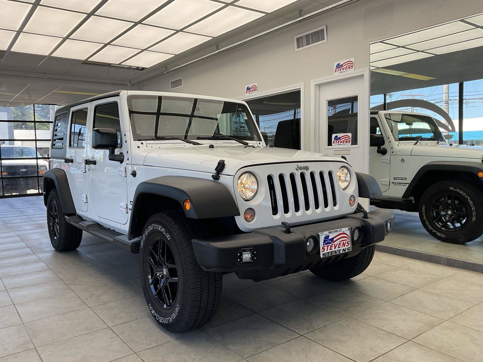 Used 2016 Jeep Wrangler Unlimited Sport w/ Quick Order Package 24S AWD/4WD image 1