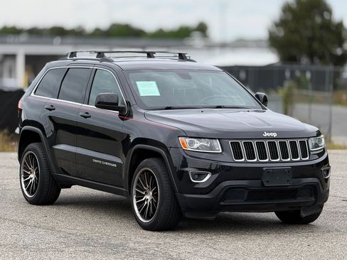 Used 2014 Jeep Grand Cherokee Laredo w/ Quick Order Package 23E AWD/4WD image 1