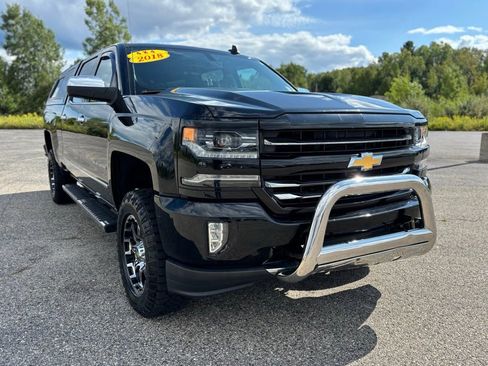 Used 2018 Chevrolet Silverado 1500 LTZ Z71 image 9