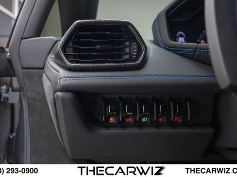 Used 2023 Lamborghini Huracan Tecnica RWD image 69
