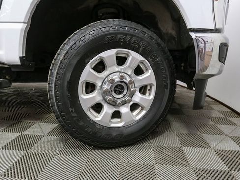 Used 2024 Ford F350 XLT image 14