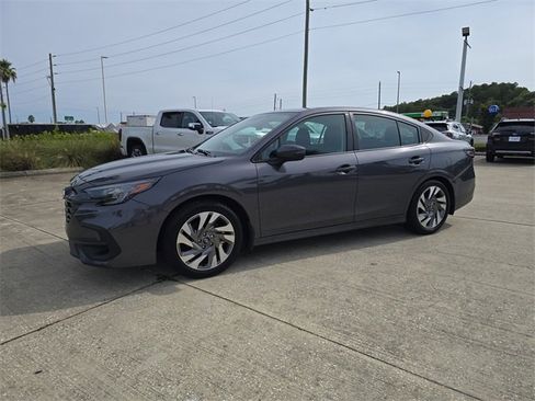 Used 2025 Subaru Legacy Limited w/ Popular Package #3 image 2