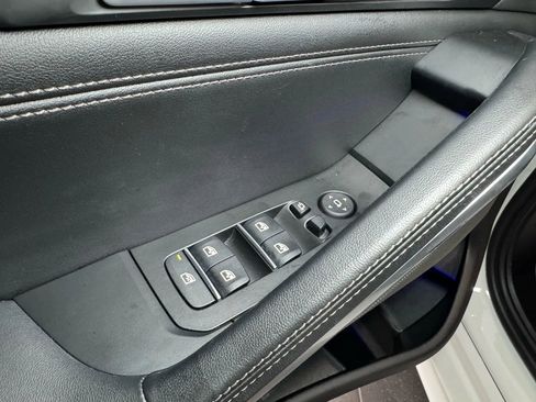 Used 2024 BMW X6 M60i w/ M Sport Professional Package image 24