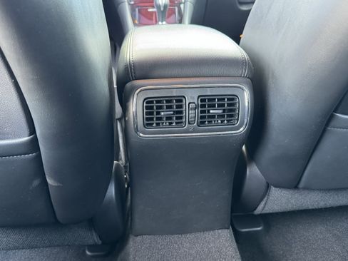 Used 2017 INFINITI QX50 2WD w/ Deluxe Touring Package image 33