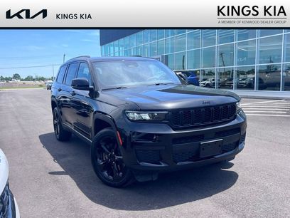 Used 2023 Jeep Grand Cherokee L Laredo