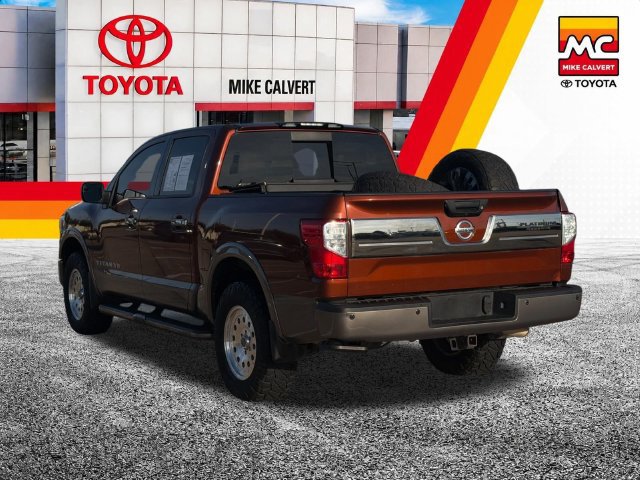 Used 2018 Nissan Titan Platinum Reserve w/ Platinum Utility Package AWD/4WD image 9