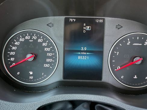 Used 2024 Mercedes-Benz Sprinter 2500 image 20