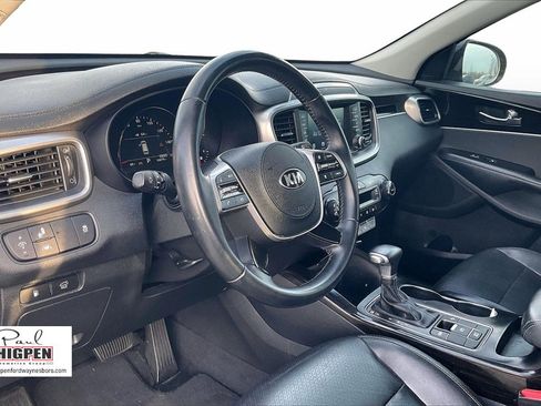 Used 2020 Kia Sorento EX image 13