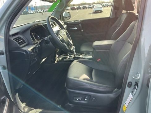 Used 2022 Toyota 4Runner TRD Off-Road Premium image 12