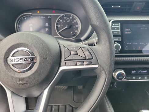Used 2020 Nissan Kicks SV FWD image 24