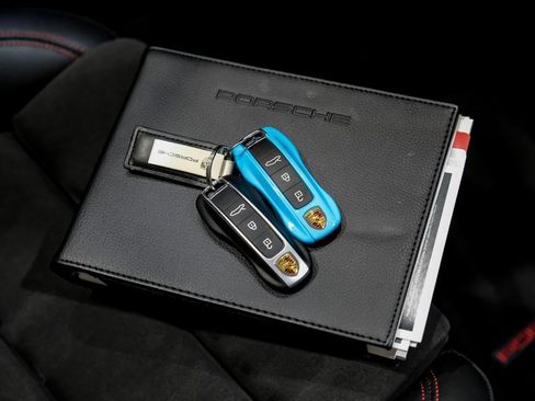 Used 2022 Porsche 911 Targa 4 GTS image 54