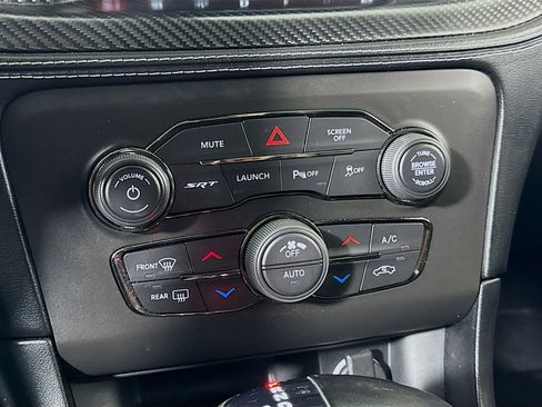 Used 2022 Dodge Charger SRT Hellcat w/ Harman/Kardon Audio Group RWD image 21