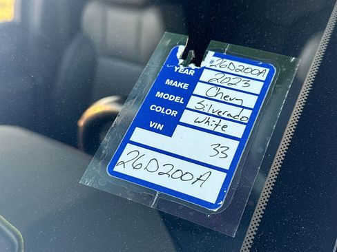 Used 2023 Chevrolet Silverado 1500 ZR2 image 26