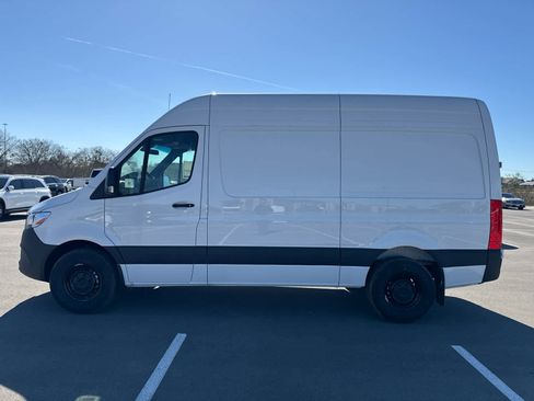 New 2025 Mercedes-Benz Sprinter 2500 image 8