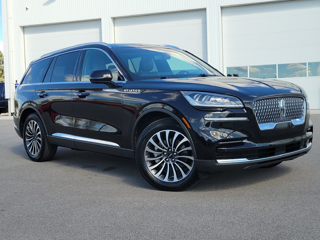 Used 2023 Lincoln Aviator Reserve w/ Equipment Group 201A AWD/4WD image 35