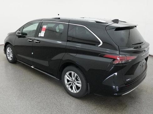 New 2026 Toyota Sienna Limited image 55