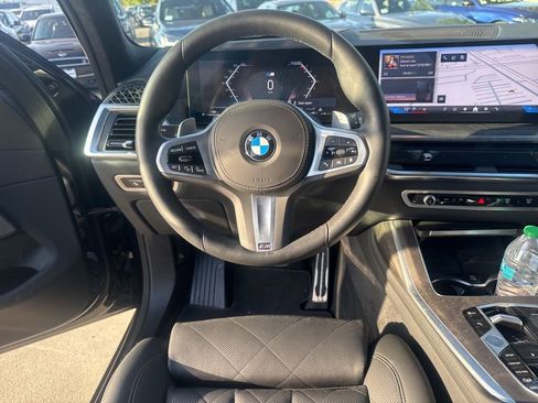 Used 2026 BMW X7 xDrive40i w/ M Sport Package AWD/4WD image 15