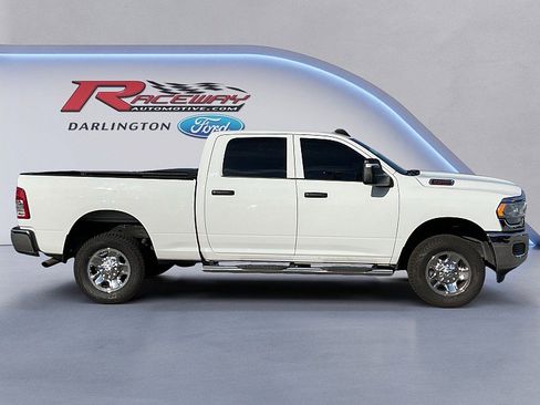 Used 2024 RAM 2500 Tradesman w/ Chrome Appearance Group image 3