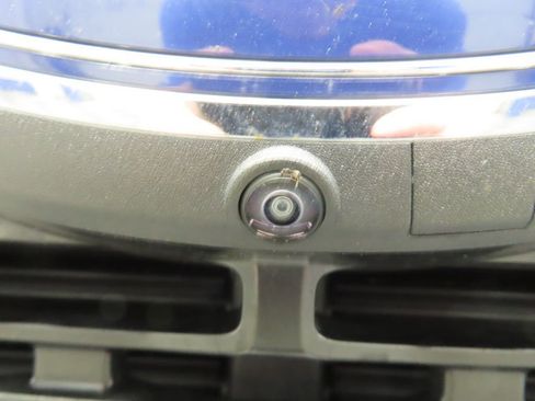 Used 2021 Ford F150 Lariat w/ Equipment Group 502A High image 43