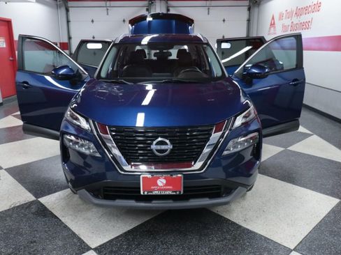 Used 2022 Nissan Rogue SV w/ SV Premium Package FWD image 29