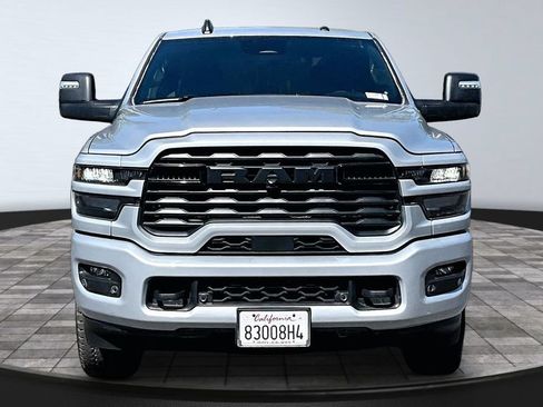 Certified 2026 RAM 2500 Big Horn AWD/4WD image 25