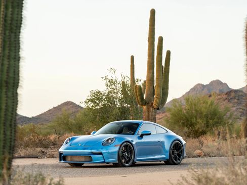 Used 2024 Porsche 911 GT3 RWD image 4