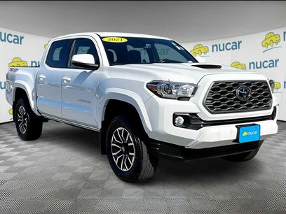 Used 2021 Toyota Tacoma TRD Sport w/ Technology Package