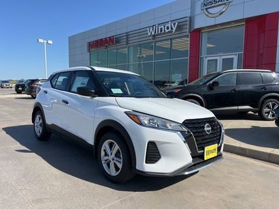 Used 2025 Nissan Kicks Play S