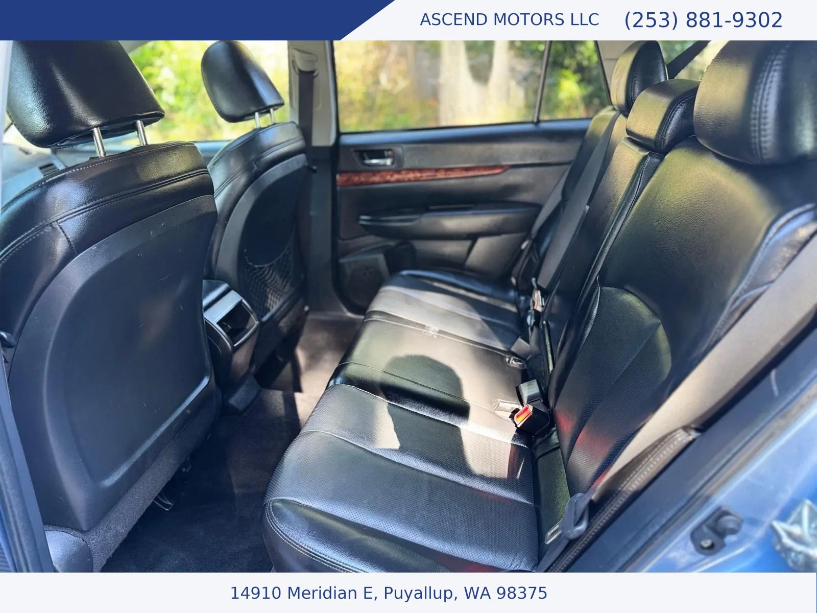 Used 2010 Subaru Outback 2.5i Limited AWD/4WD image 10